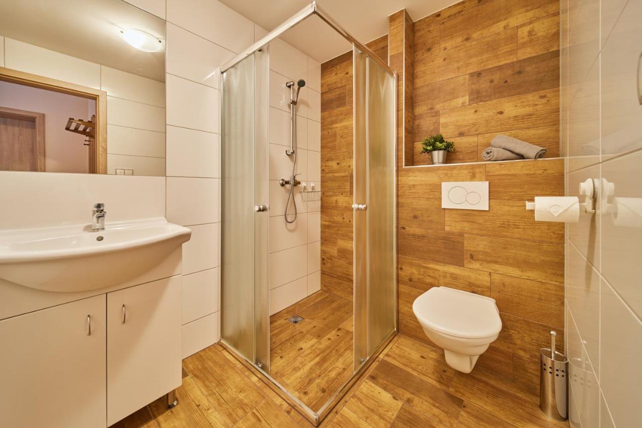 יאנסקה לזנה Residence Ruth מראה חיצוני תמונה
